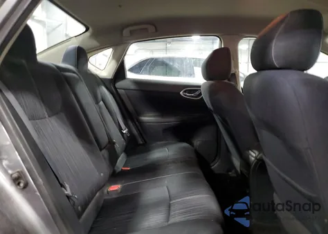 2016 Nissan Sentra S z USA, uszkodzony, nr VIN 3N1AB7AP7GY246212